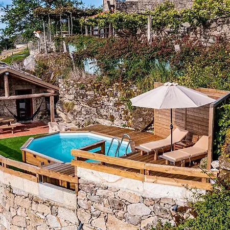 Alpstuga Chale Dos Penedos, Sossego E Piscina Privada Monção