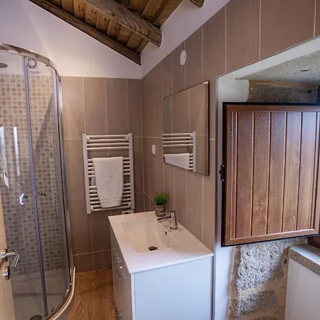 Alpstuga Chale Dos Penedos, Sossego E Piscina Privada