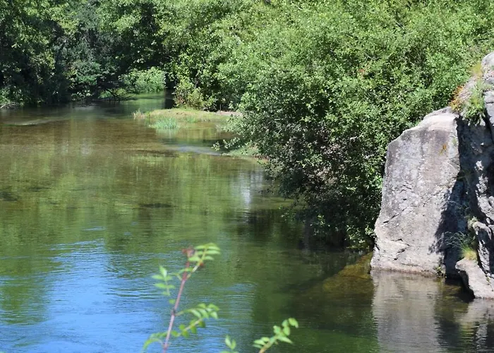 Dağ evi Chale Dos Penedos, Sossego E Piscina Privada
