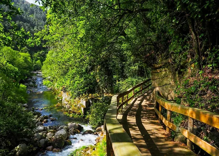 Chale Dos Penedos, Sossego E Piscina Privada Alpstuga Monção